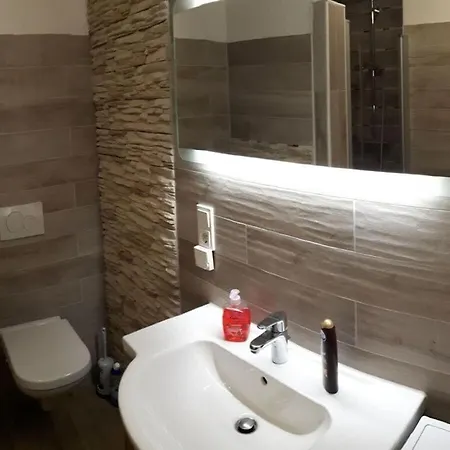 Petra Modern Retreat * ויטמונד